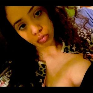 Meet your Posher, Keila